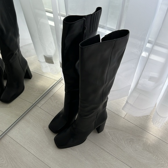 Call It Spring black knee high boot size 8 - Picture 3 of 4